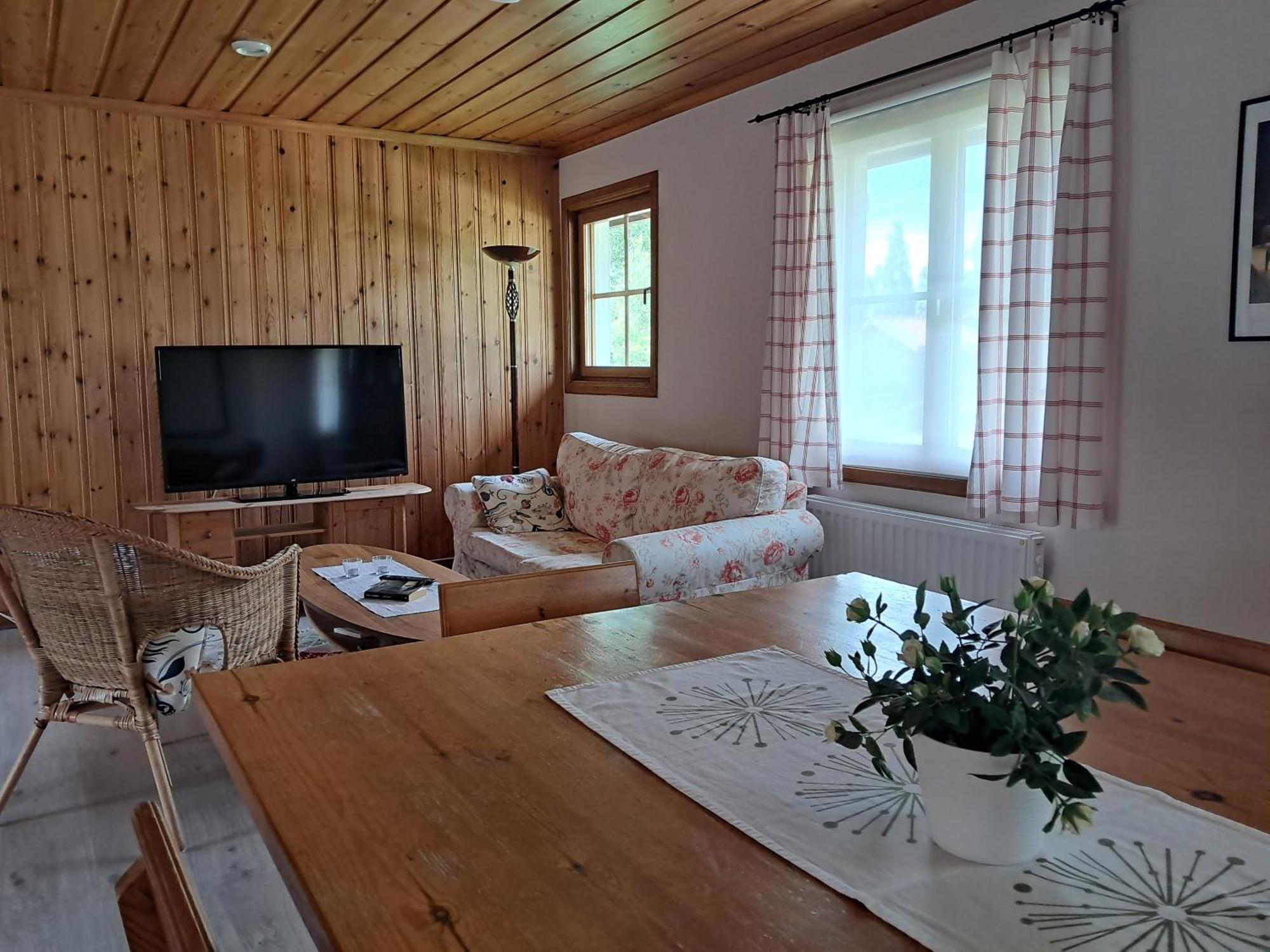 Furudals Bruk Hostel ภายนอก รูปภาพ